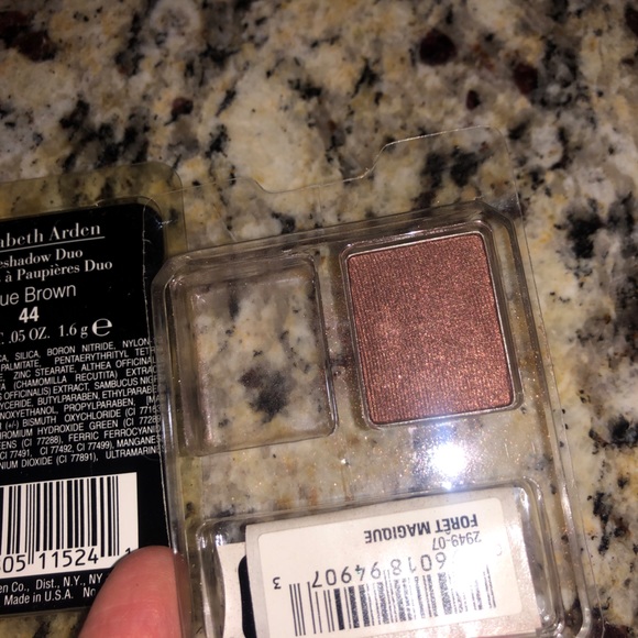 🔥 5/$50 Lancome Maquiriche FORÊT MAGIQUE & Elizabeth Arden TRUE BROWN Eyeshadow - Picture 1 of 3
